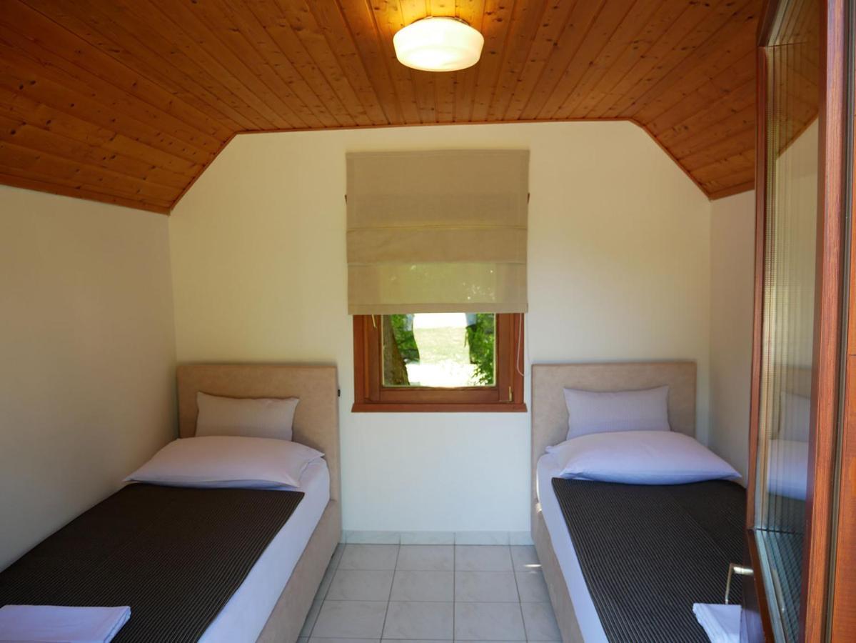סליסטה דרזניקו Bungalows Korana - Campsite Korana מראה חיצוני תמונה