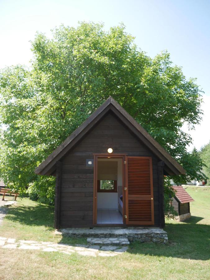 סליסטה דרזניקו Bungalows Korana - Campsite Korana מראה חיצוני תמונה