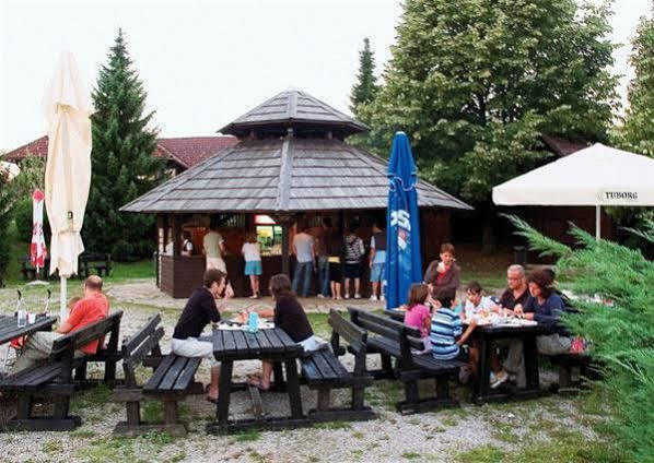 סליסטה דרזניקו Bungalows Korana - Campsite Korana מראה חיצוני תמונה